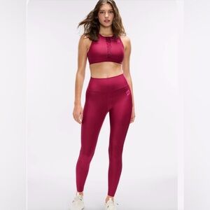 Peloton Matching Set | Bra M + Leggings S | Berry Red | Lace Detail